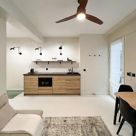 Stylish Souplex - Near Palais Royal-louvre Museum Apartment